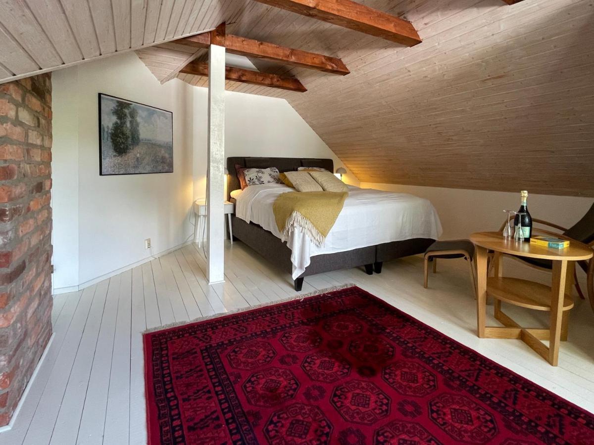 Hörby Hovslagaregarden Bed & Breakfast エクステリア 写真